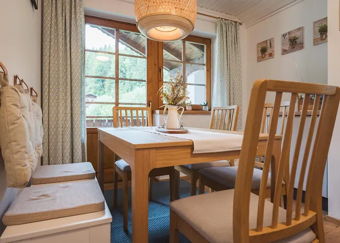 Ferienwohnungen Villa Salzweg